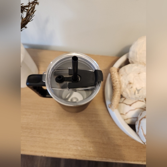 Black and Gold Bride Custom Tumbler with Straw 40 oz NWOT - Picture 5 of 6